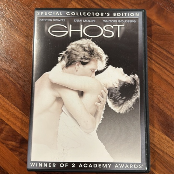 Ghost Special Collector's Edition DVD (2017) - Picture 3 of 6